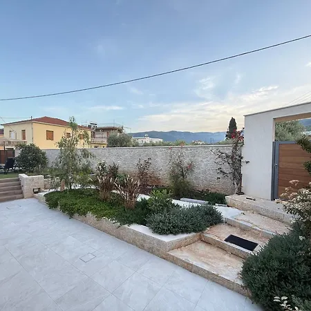 Kır Evi Oikies Ástros