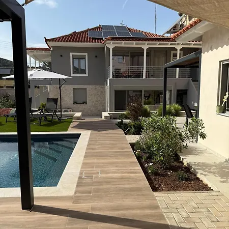 Casa de Campo Oikies *