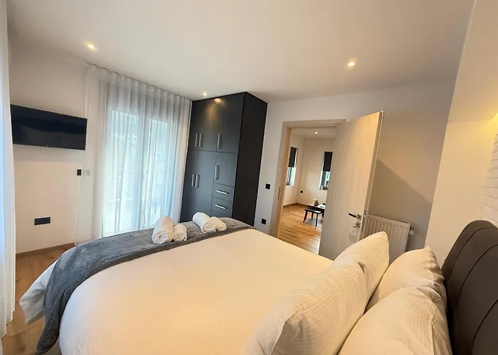 Oikies Lantställe Astros