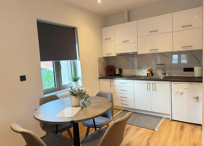 Lantställe Oikies Astros