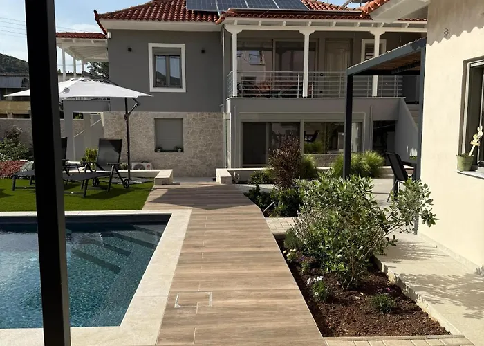 Lantställe Oikies *